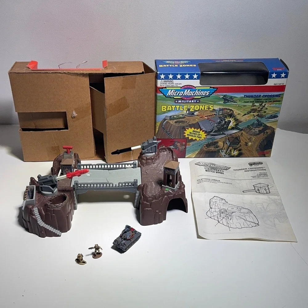 Galoob Micro Machines Military Battle Zones Thunder Crossing Playset complete